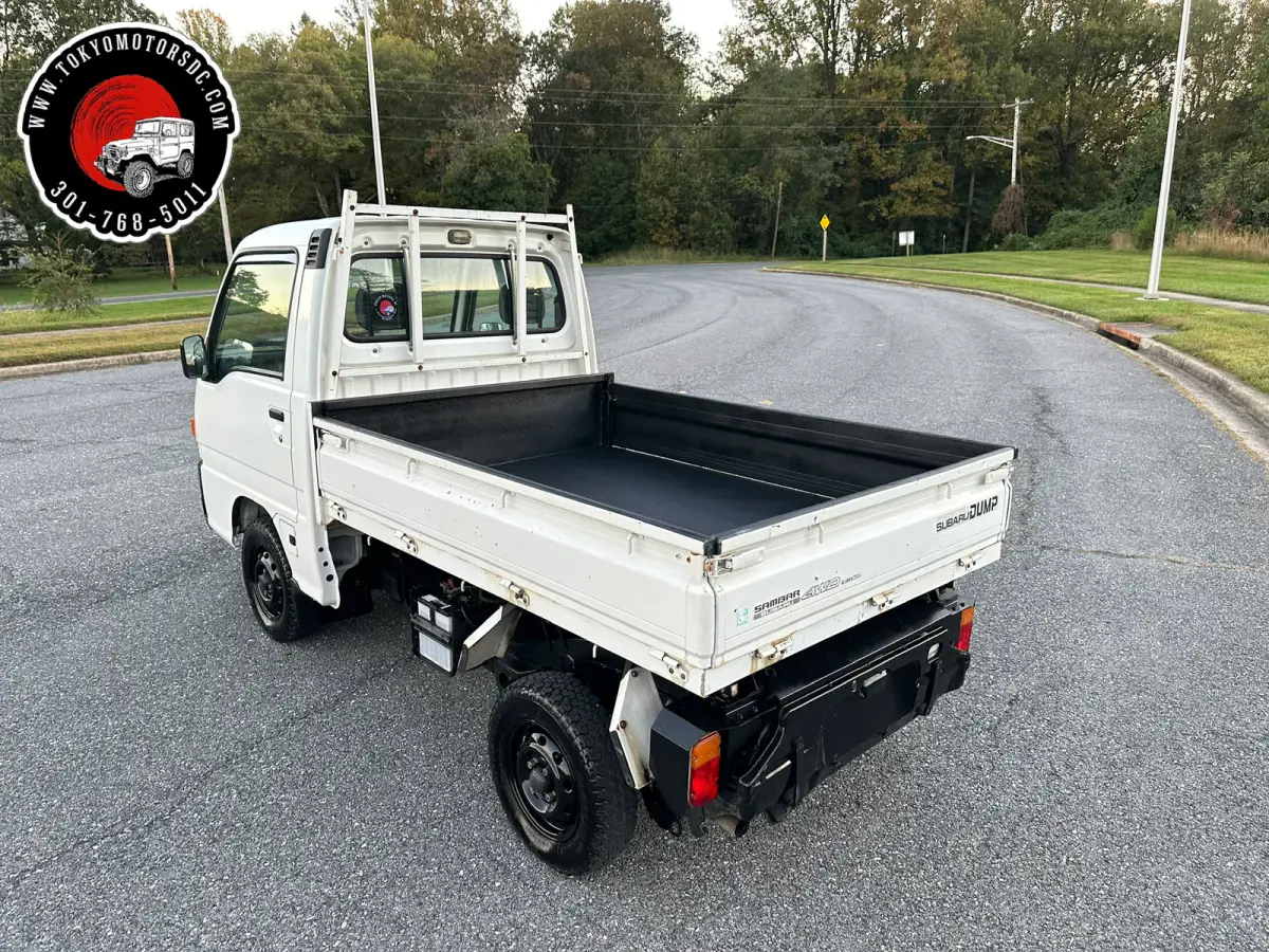 1998 Subaru Sambar 3-way Dump 4WD, a Kei Truck, for sale at Tokyo Motors DC in Boyds, MD (photo 9 of 12)