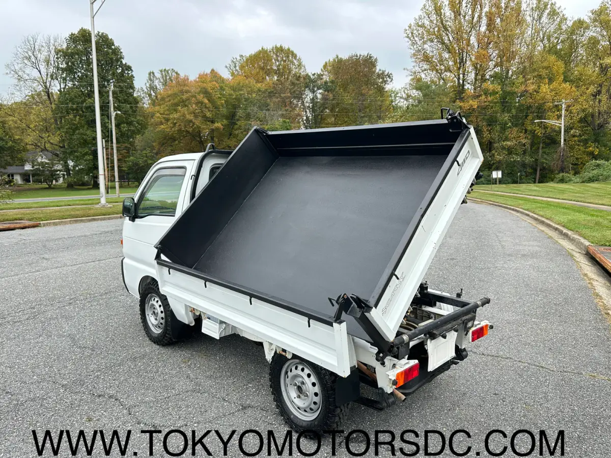 1998 Suzuki Carry 3-way Dump 4WD, a Kei Truck, for sale at Tokyo Motors DC in Boyds, MD (photo 6 of 12)