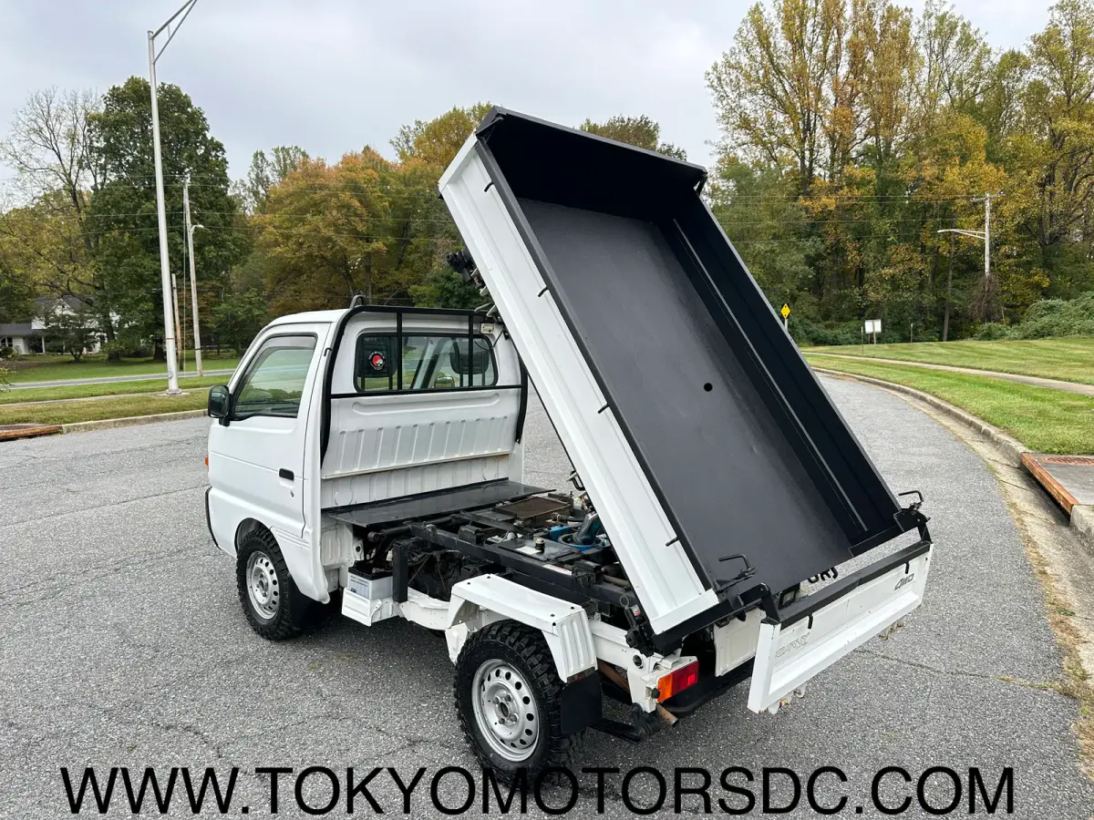 1998 Suzuki Carry 3-way Dump 4WD, a Kei Truck, for sale at Tokyo Motors DC in Boyds, MD (photo 7 of 12)