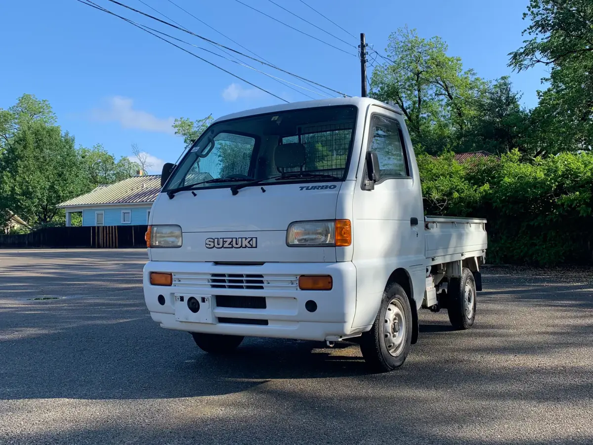 1998 Suzuki Carry, a Kei Truck, for sale at Sunshine Imports in Austin, TX (photo 2 of 8)