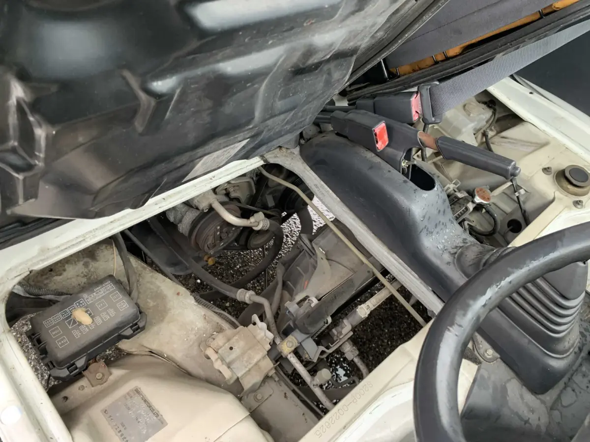 1999 Daihatsu Hijet, 2WD + AC, a Kei Truck, for sale at Sunshine Imports in Austin, TX (photo 11 of 11)