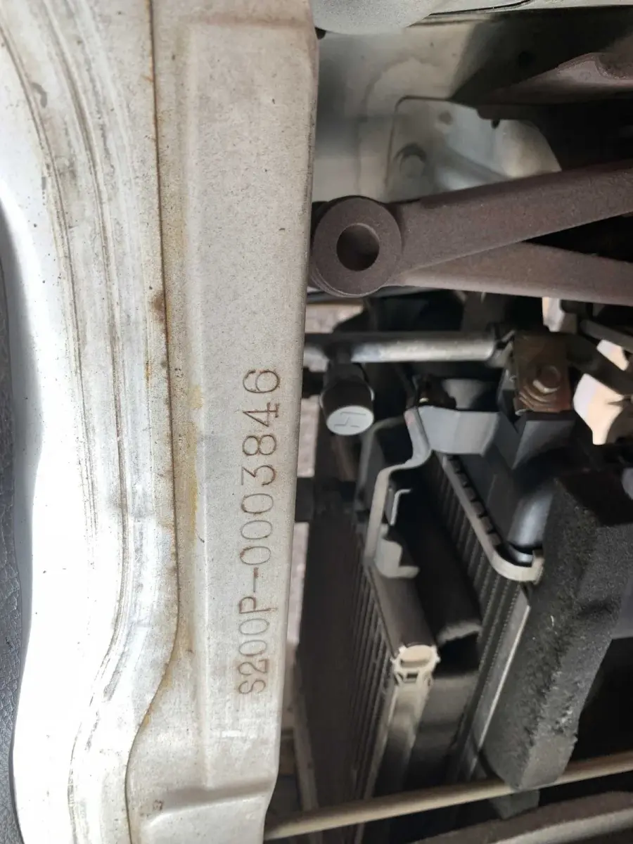 1999 Daihatsu Hijet, 2WD and AC, a Kei Truck, for sale at Sunshine Imports in Austin, TX (photo 11 of 11)