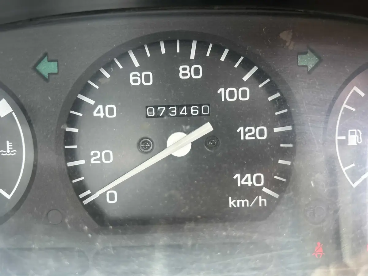 1999 Daihatsu Hijet, 2WD and AC, a Kei Truck, for sale at Sunshine Imports in Austin, TX (photo 8 of 8)