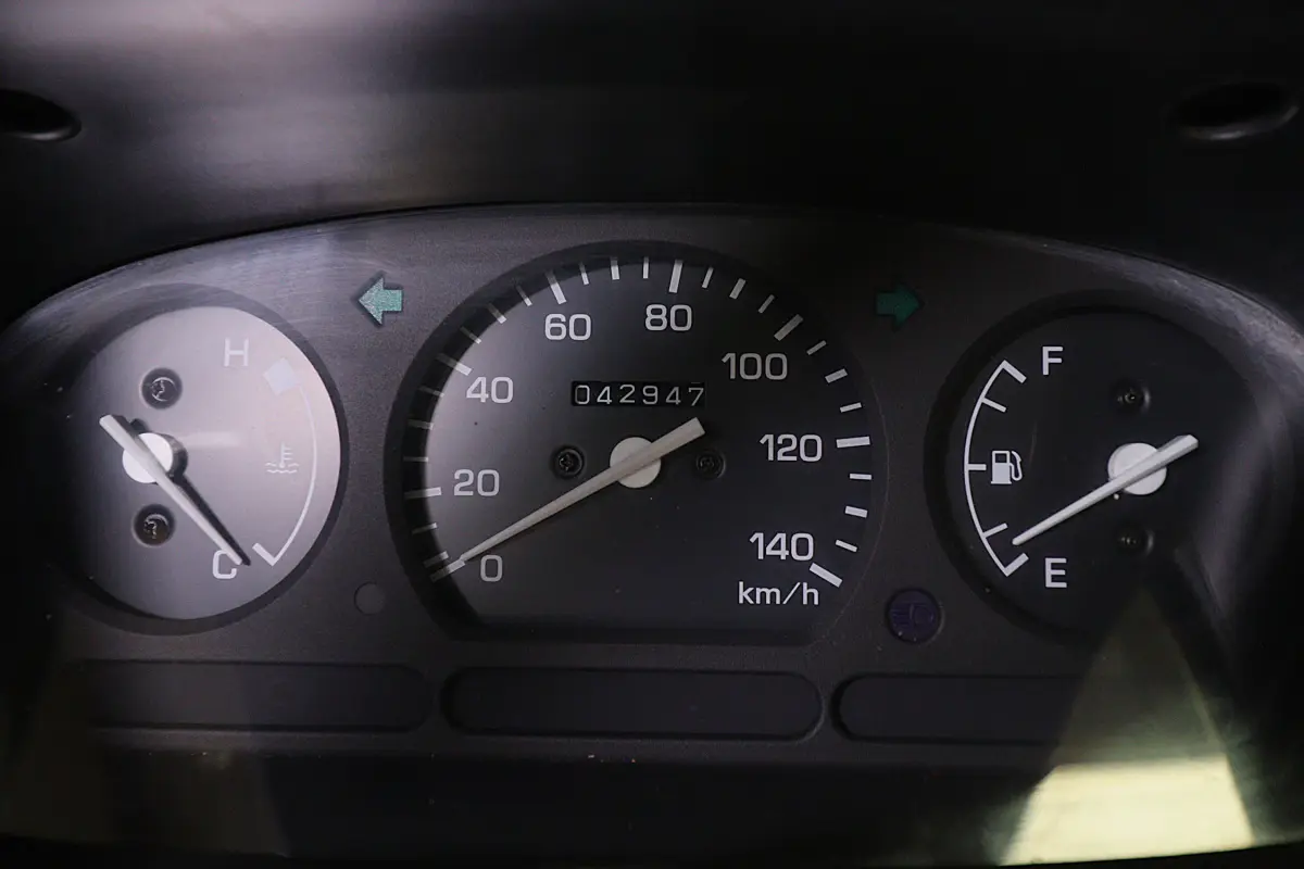 White 1999 Daihatsu Hijet 4x4 Kei Truck, odometer and gauges, for sale at Duncan Imports in Christiansburg, VA