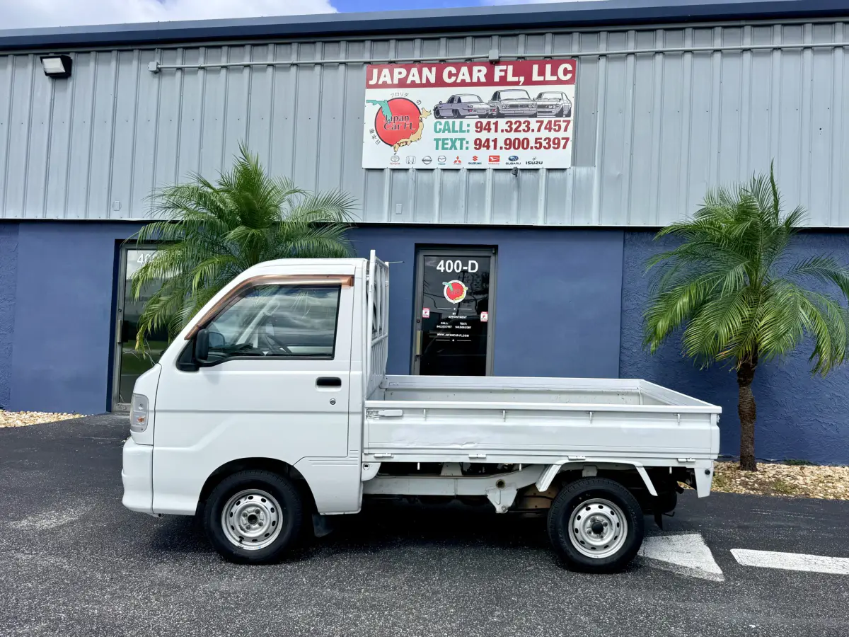 1999 Daihatsu HiJet Kei Truck, for sale at Japan Car FL in Oldsmar, FL (photo 4 of 16)