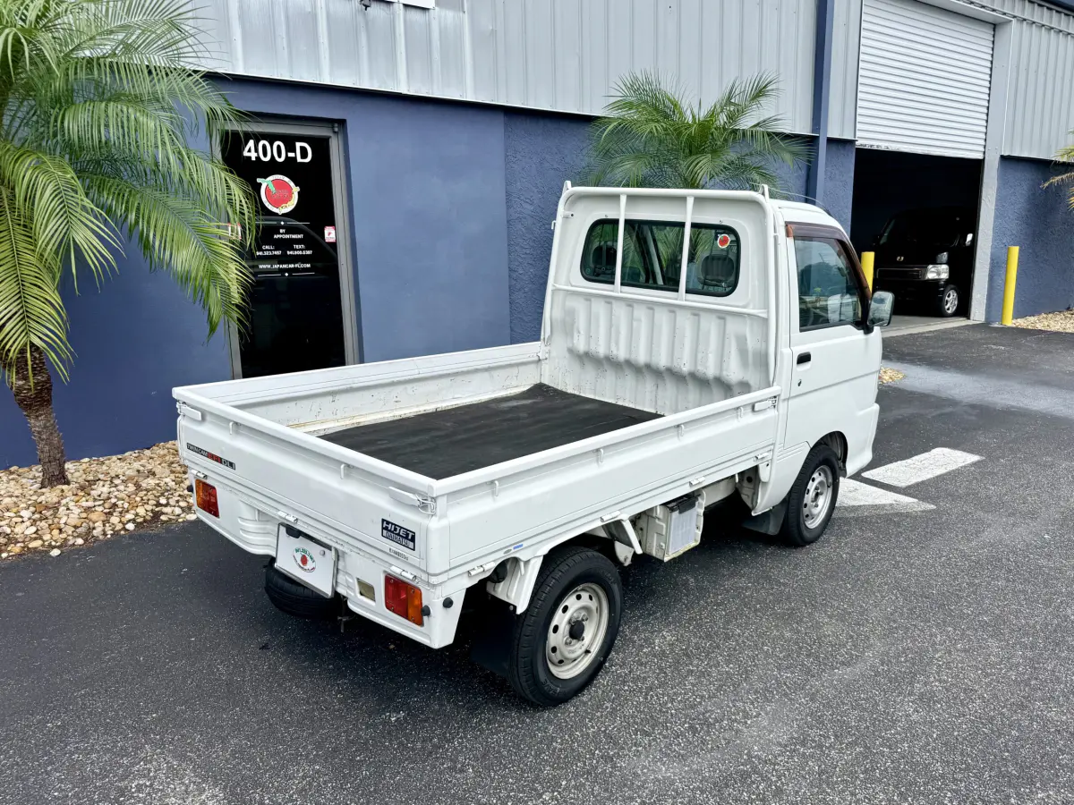 1999 Daihatsu HiJet Kei Truck, for sale at Japan Car FL in Oldsmar, FL (photo 9 of 16)