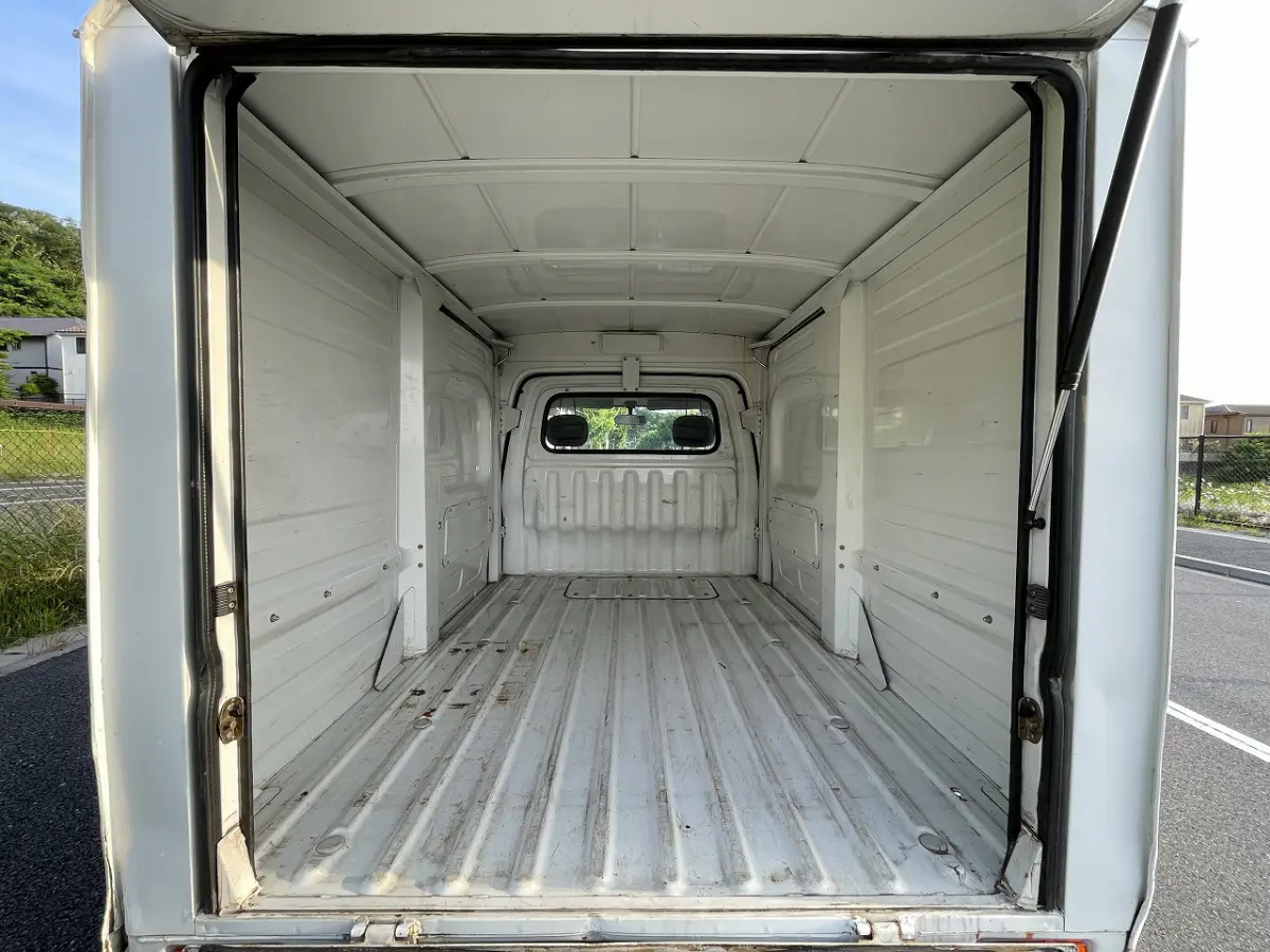 1999 Daihatsu Hijet Panel Truck, a Kei Truck, for sale at Street Legal Mini Trucks in Philadelphia, PA (photo 5 of 12)