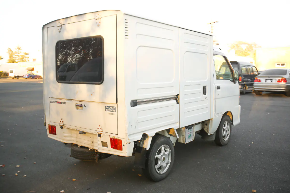 1999 Daihatsu Hijet Panel Truck, a Kei Truck, for sale at Street Legal Mini Trucks in Philadelphia, PA (photo 6 of 12)