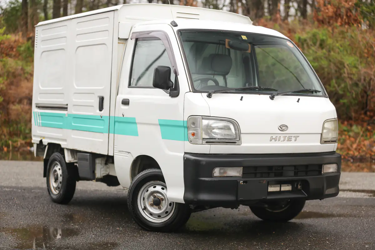 1999 Daihatsu Hijet Panel Truck, a Kei Truck, for sale at Street Legal Mini Trucks in Philadelphia, PA (photo 11 of 12)