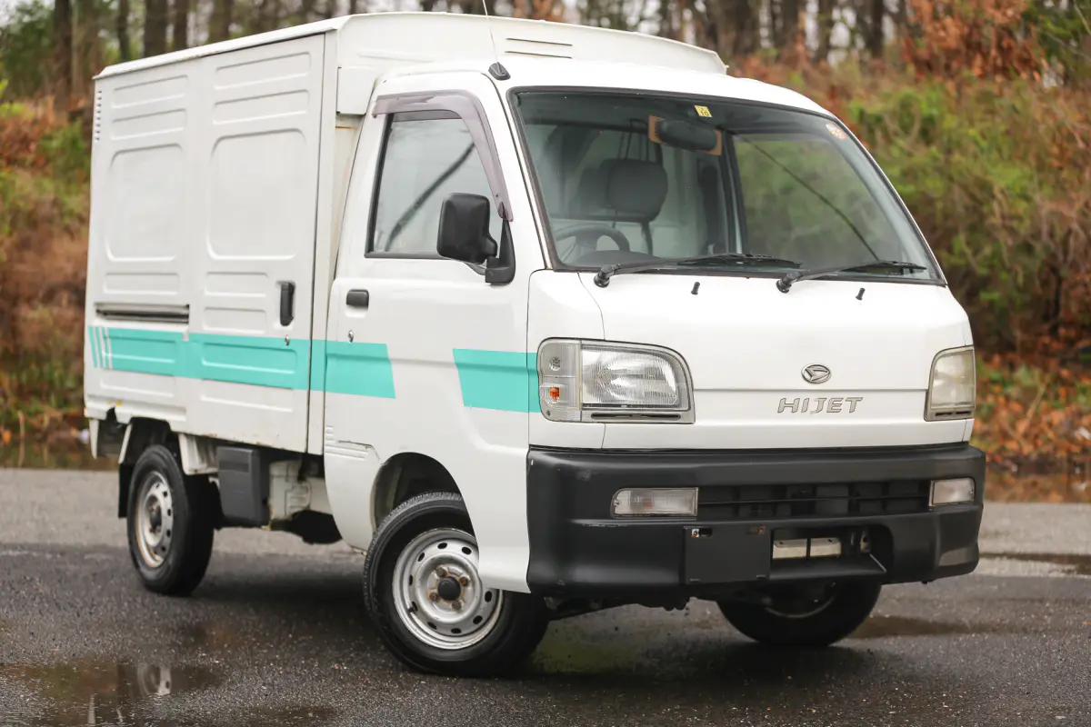 1999 Daihatsu Hijet Panel Truck, a Kei Truck, for sale at Street Legal Mini Trucks in Philadelphia, PA (photo 12 of 12)