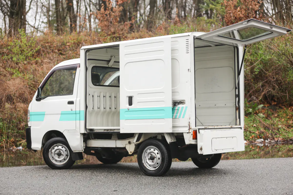 1999 Daihatsu Hijet Panel Truck, a Kei Truck, for sale at Street Legal Mini Trucks in Philadelphia, PA (photo 3 of 12)