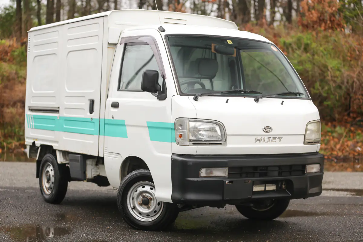 1999 Daihatsu Hijet Panel Truck, a Kei Truck, for sale at Street Legal Mini Trucks in Philadelphia, PA (photo 8 of 12)