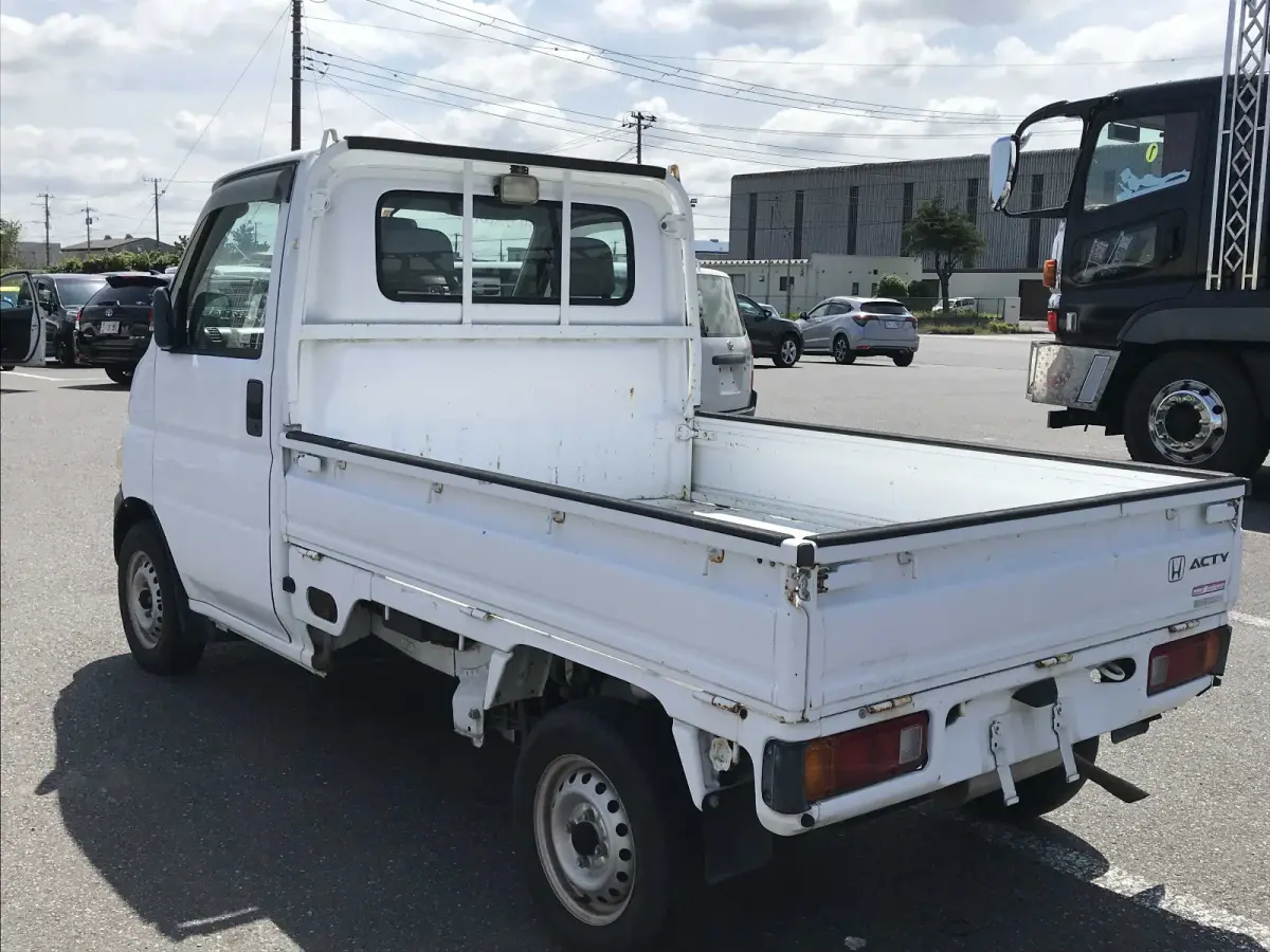 1999 Honda Acty, 2WD and AC, a Kei Truck, for sale at Sunshine Imports in Austin, TX (photo 4 of 8)