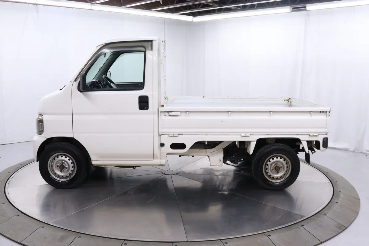 1999 Honda Acty, a white Kei Truck, for sale at Duncan Imports & Classic Cars in Christiansburg, VA (photo 4 of 50)