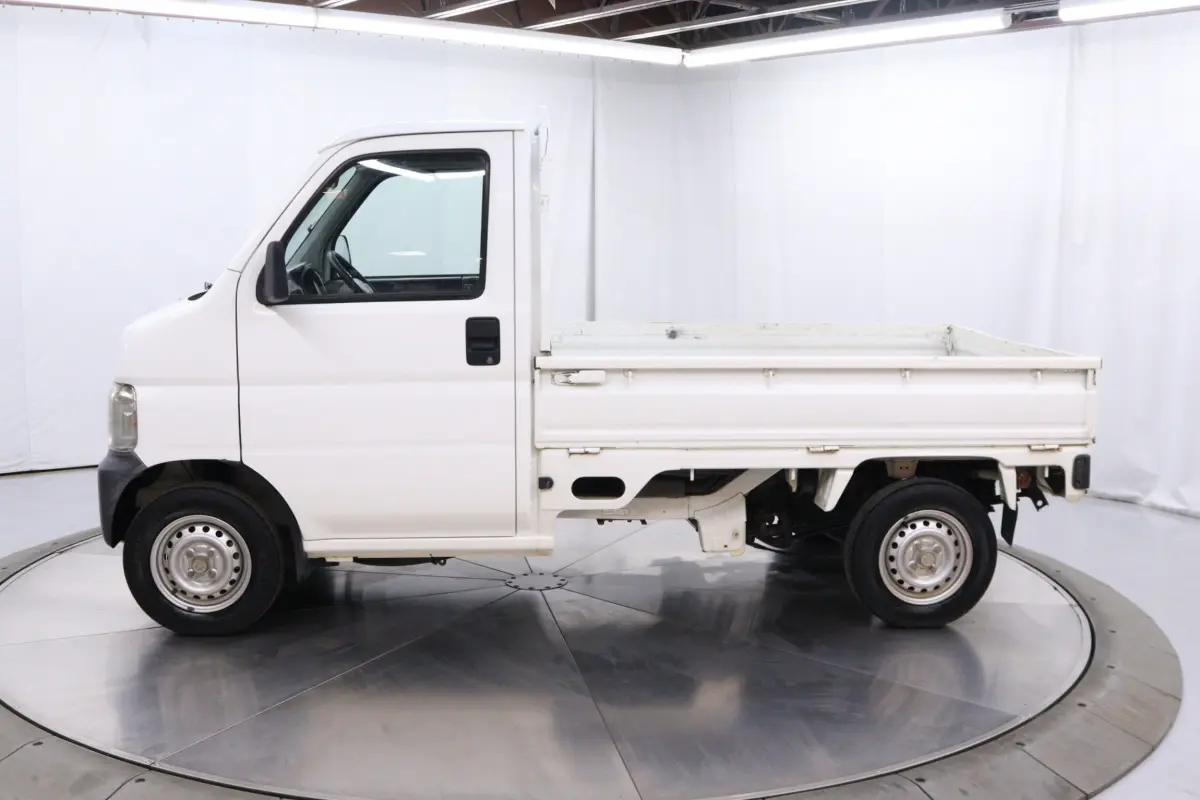 1999 Honda Acty, a white Kei Truck, for sale at Duncan Imports & Classic Cars in Christiansburg, VA (photo 4 of 60)