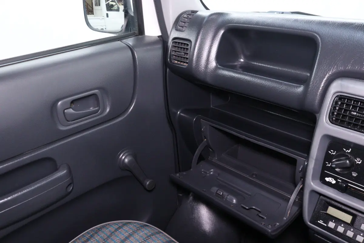 1999 Honda Acty, a white Kei Truck, for sale at Duncan Imports & Classic Cars in Christiansburg, VA (photo 56 of 60)
