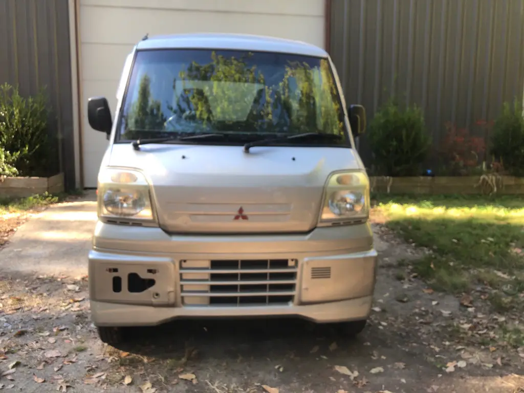 1999 Mitsubishi Minicab 4x4 Kei Van, front view, for sale at Fun Karz in North Little Rock, AR