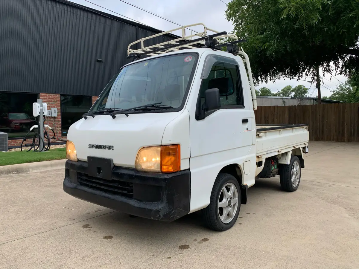 1999 Subaru Sambar, 4WD + AC, a Kei Truck, for sale at Sunshine Imports in Austin, TX (photo 2 of 12)