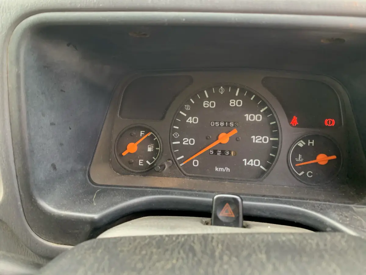 1999 Subaru Sambar, 4WD + AC, a Kei Truck, for sale at Sunshine Imports in Austin, TX (photo 7 of 12)