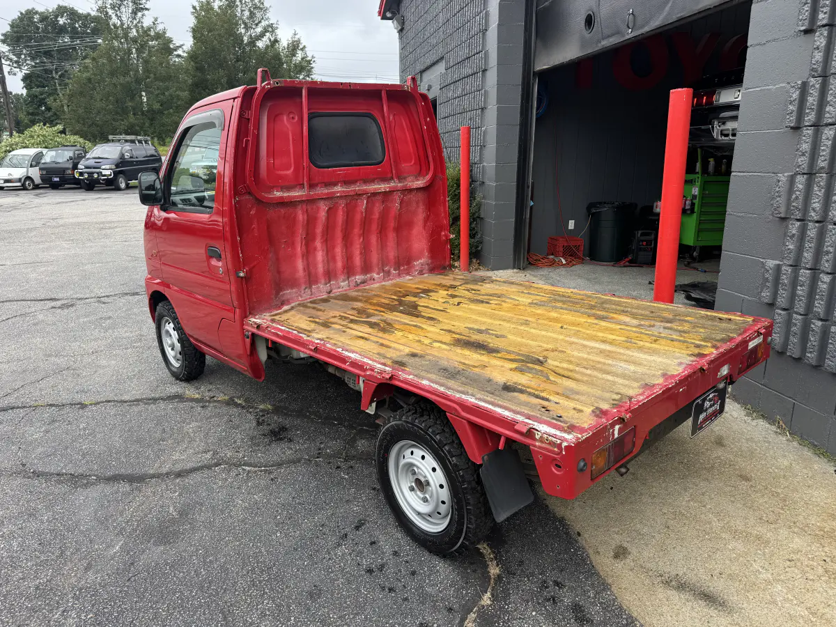 1999 Suzuki Carry, a Kei Truck, for sale at Northeast Auto Imports in Hudson, NH (photo 6 of 21)