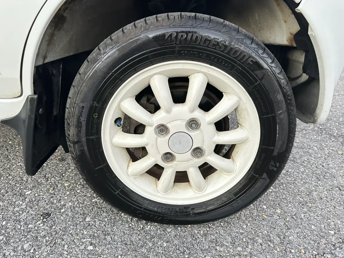 1999 Suzuki Carry Turbo 4WD, a Kei Truck, for sale at Tokyo Motors DC in Boyds, MD (photo 16 of 19)