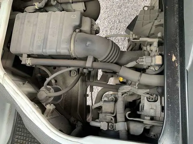 1999 Suzuki Every, 2WD and AC, a Kei Van, for sale at Sunshine Imports in Austin, TX (photo 12 of 12)