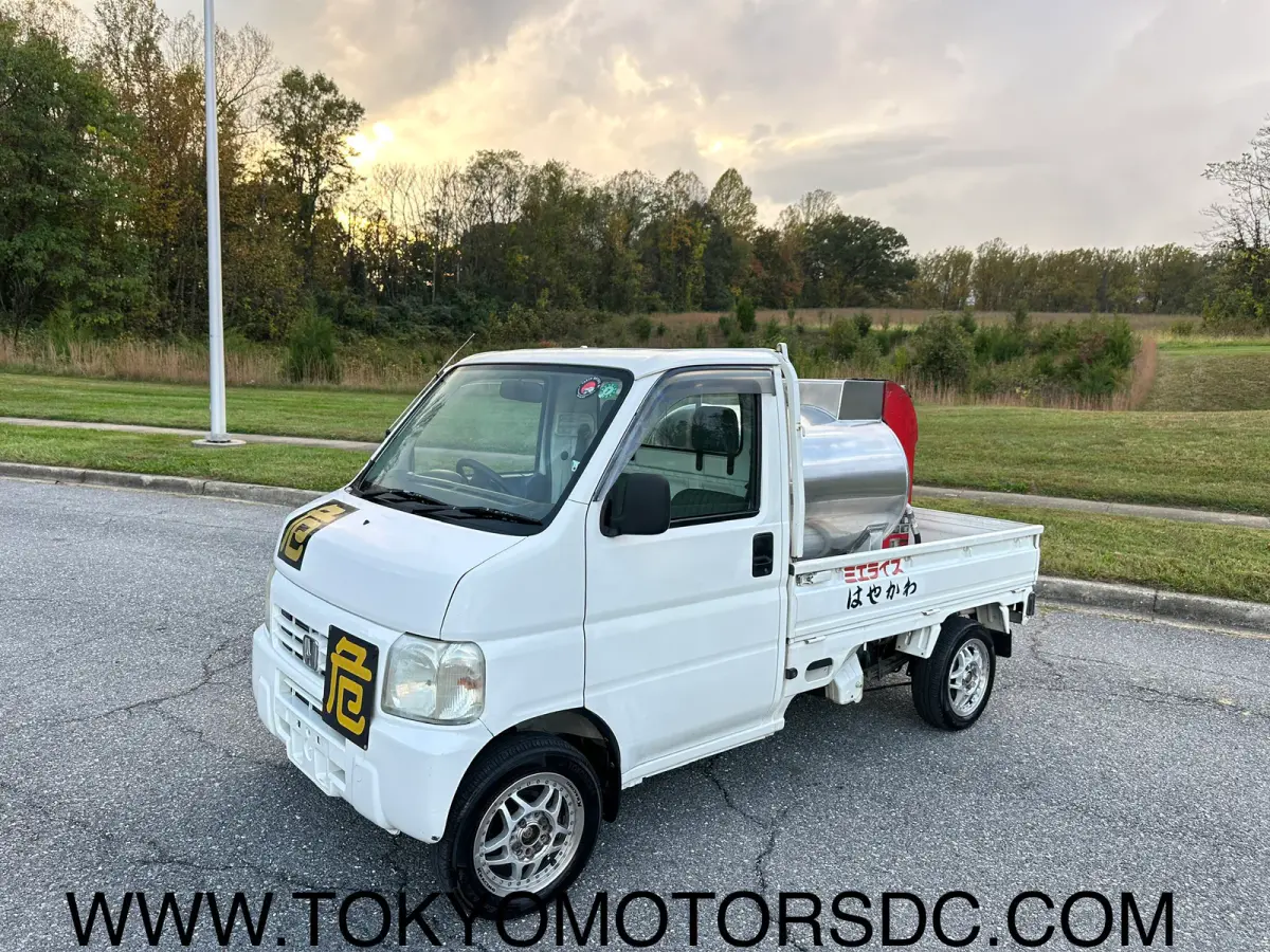 2000 Honda Acty SDX Fuel Tanker 4WD, a Kei Truck, for sale at Tokyo Motors DC in Boyds, MD (photo 2 of 12)