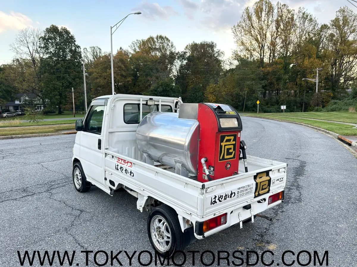2000 Honda Acty SDX Fuel Tanker 4WD, a Kei Truck, for sale at Tokyo Motors DC in Boyds, MD (photo 5 of 12)