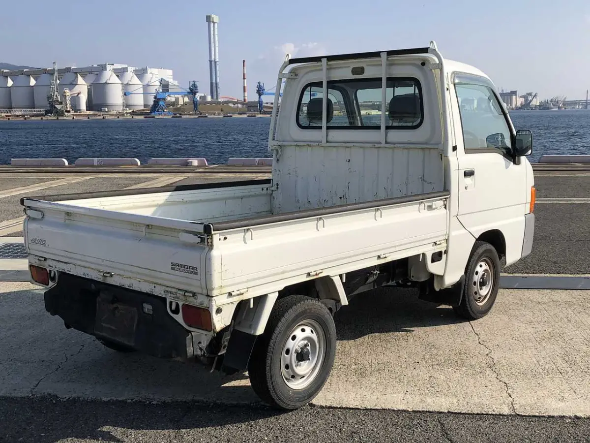 2000 Subaru Sambar, 4WD + AC, a Kei Truck, for sale at Sunshine Imports in Austin, TX (photo 3 of 9)