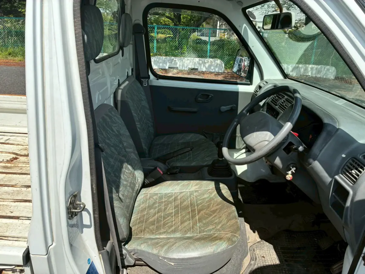 2000 Suzuki Carry, a white Kei Truck, for sale at Weatherford Mini Trucks in Weatherford, TX (photo 9 of 11)