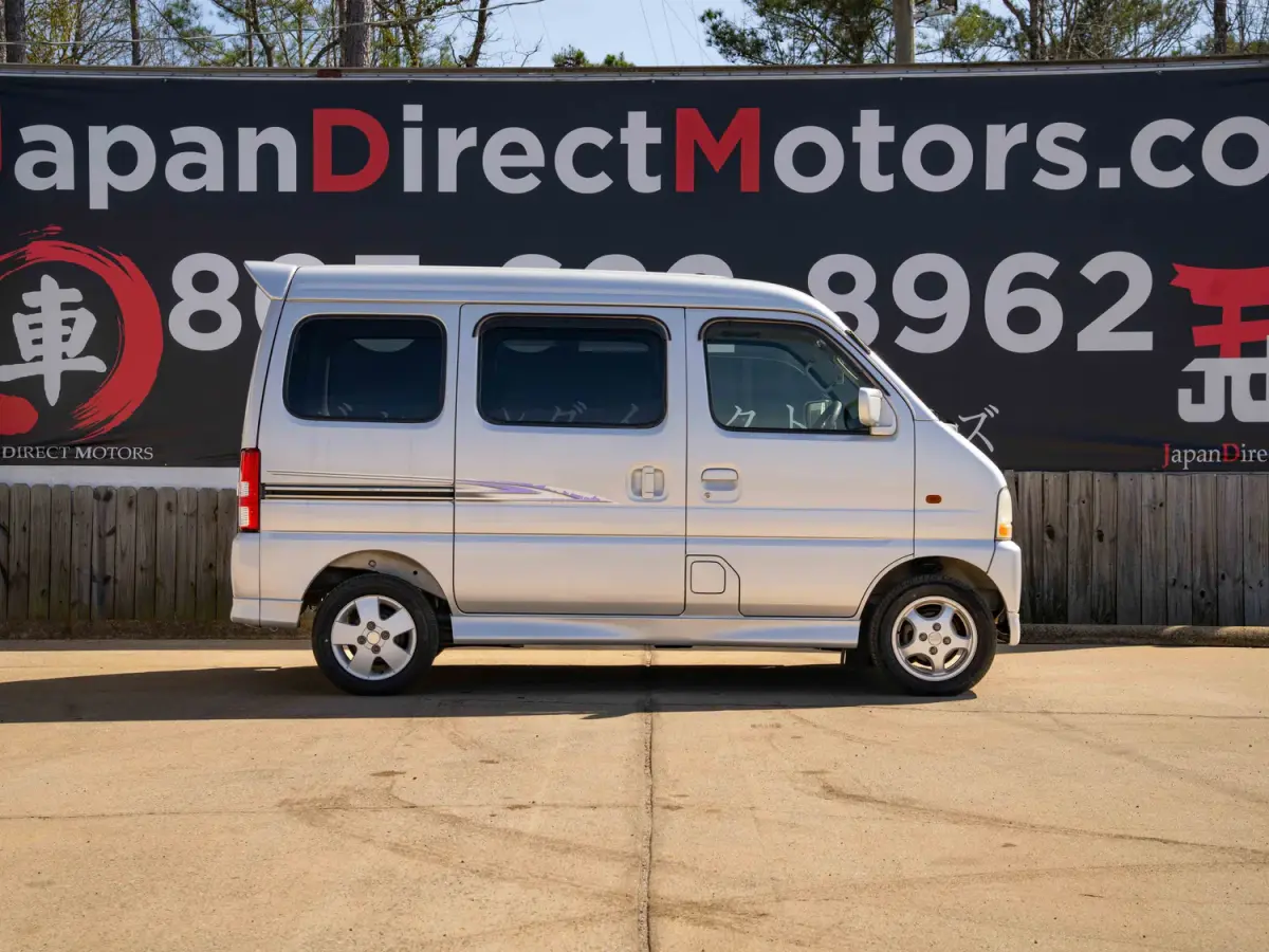 2000 Suzuki Every Joypop Kei Van in silver, for sale at Japan Direct Motors in Irmo, SC (photo 6 of 12)