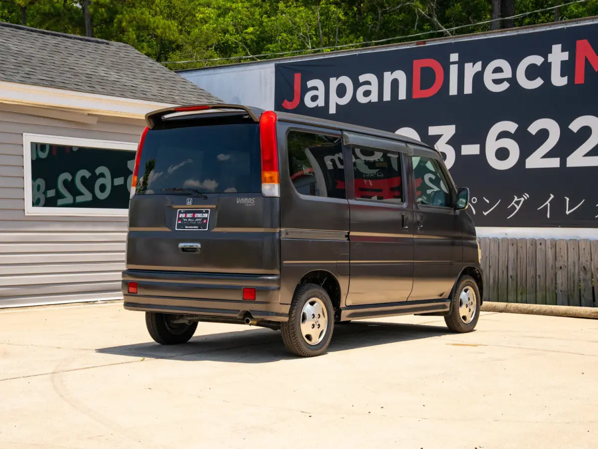 2001 Honda Vamos 4WD, a silver Kei Van, for sale at Japan Direct Motors in Irmo, SC (photo 7 of 12)