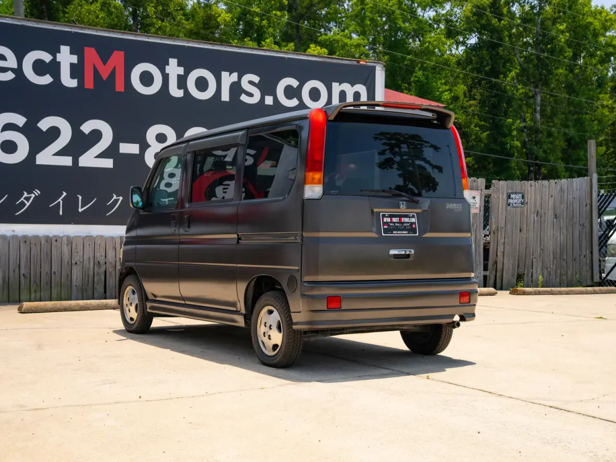 2001 Honda Vamos 4WD, a silver Kei Van, for sale at Japan Direct Motors in Irmo, SC (photo 9 of 12)