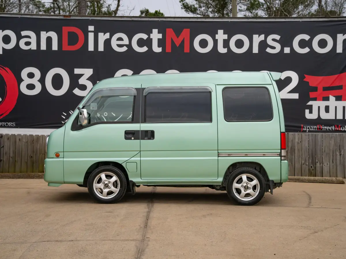 2001 Subaru Sambar Classic Van, a green Kei Van, for sale at Japan Direct Motors in Irmo, SC (photo 10 of 12)