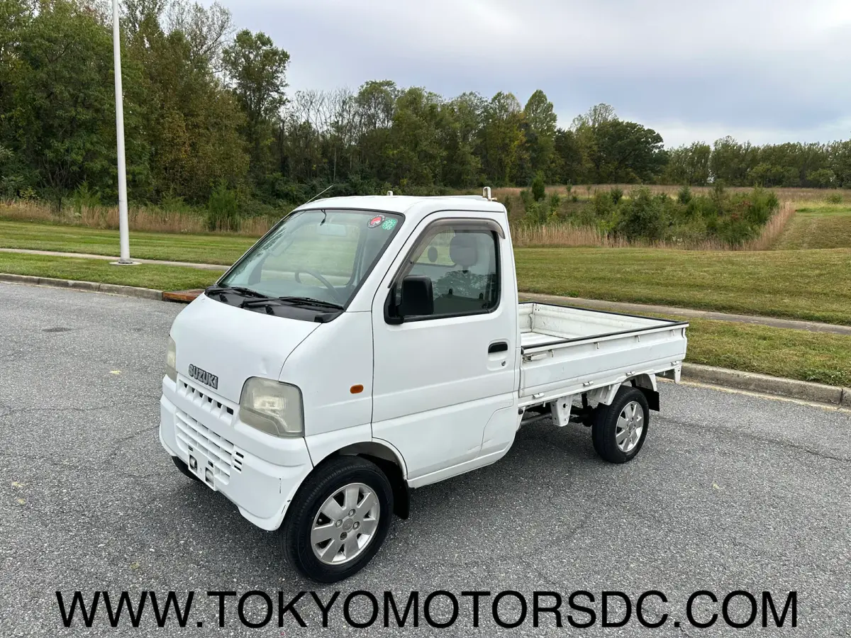 2001 Suzuki Carry 4WD, a Kei Truck, for sale at Tokyo Motors DC in Boyds, MD (photo 10 of 12)