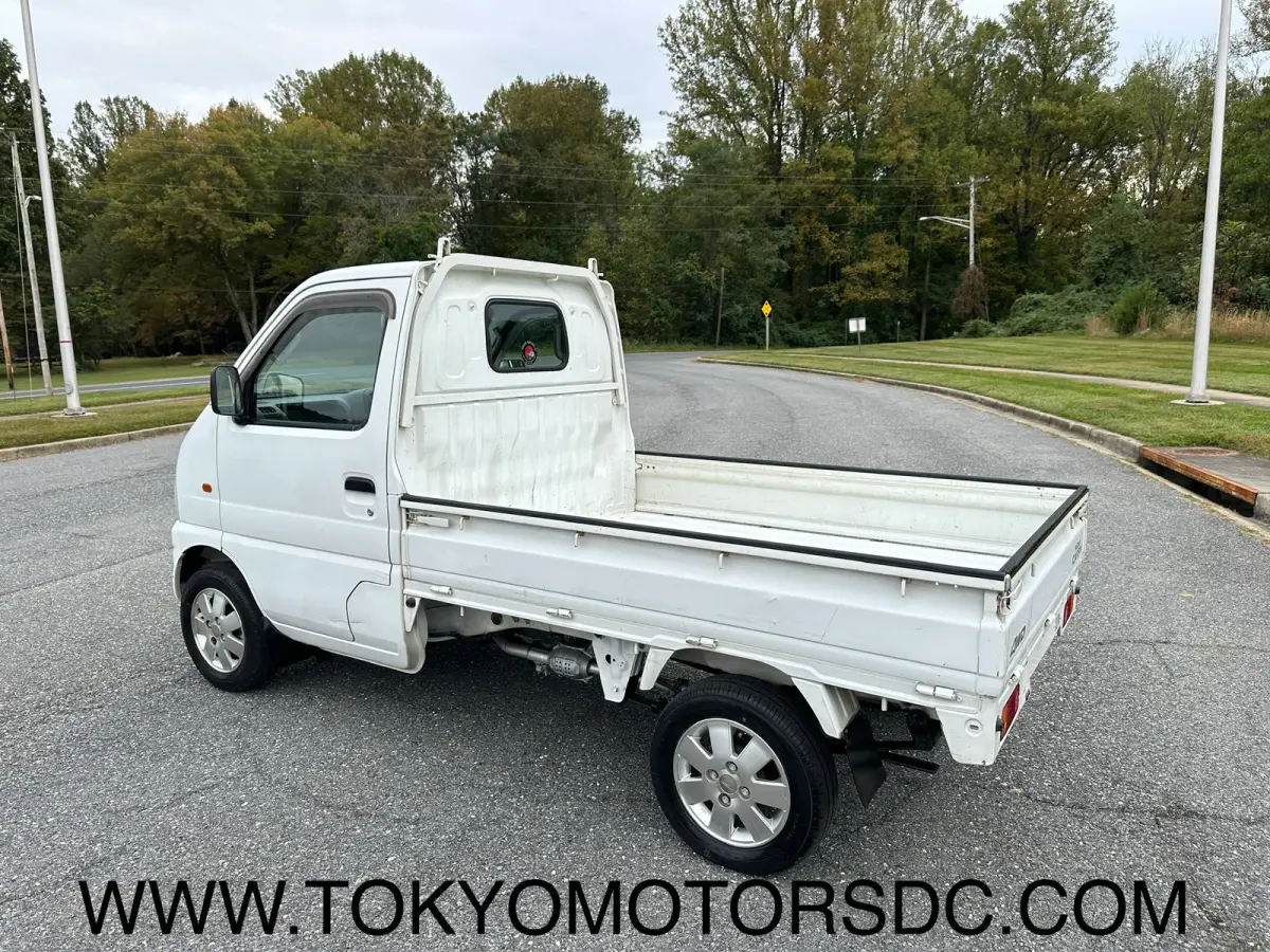 2001 Suzuki Carry 4WD, a Kei Truck, for sale at Tokyo Motors DC in Boyds, MD (photo 8 of 12)