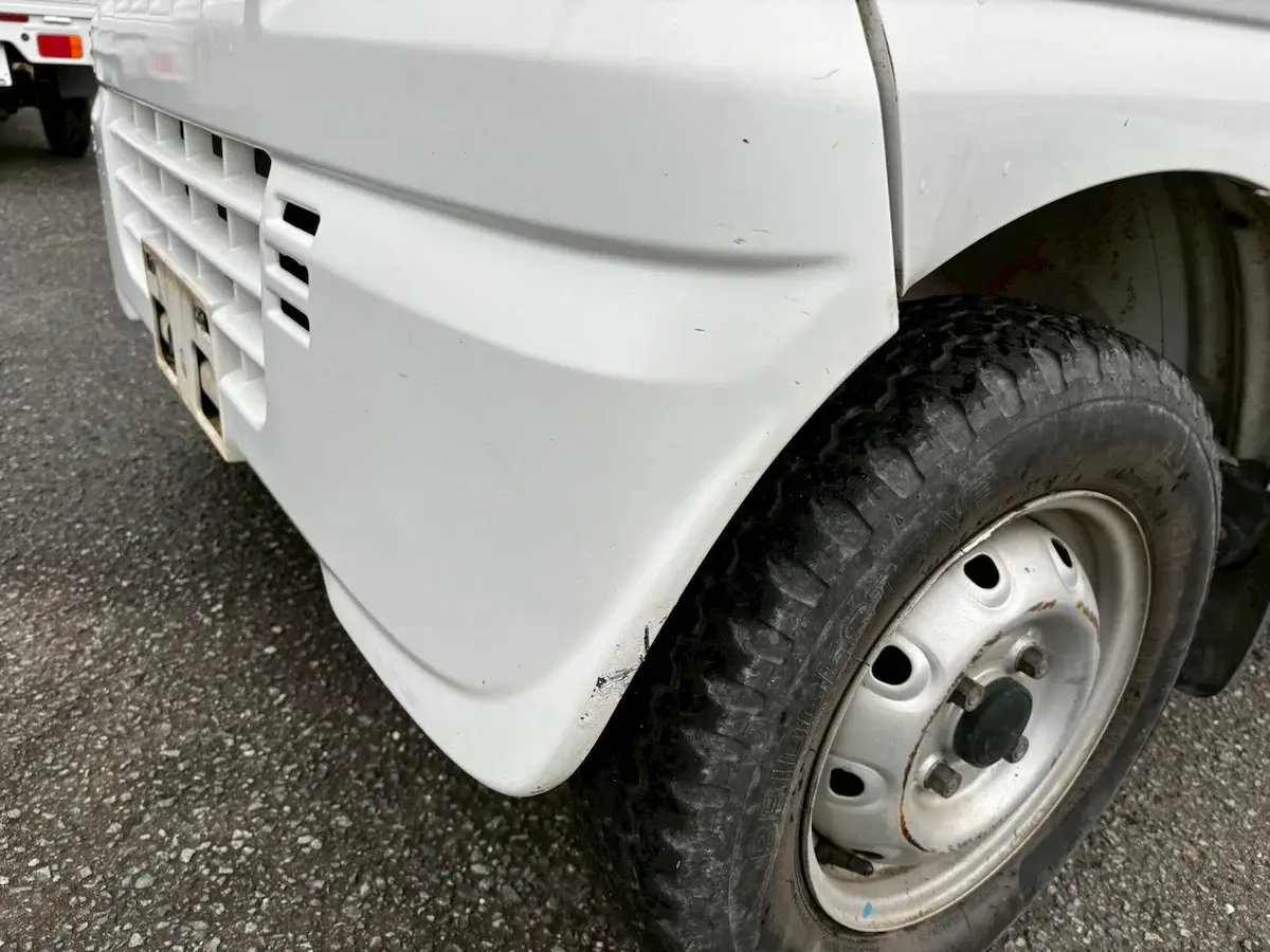2001 Suzuki Carry 5 Speed Manual, a white off-road Kei Truck, for sale at Weatherford Mini Trucks in Weatherford, TX (photo 11 of 12)