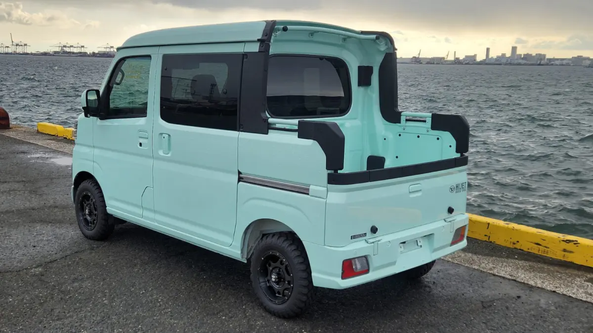 2022 Daihatsu Hijet Deck Van, an ice off-road Kei Truck, for sale at Mini Monsters USA in St. George, UT (photo 10 of 12)