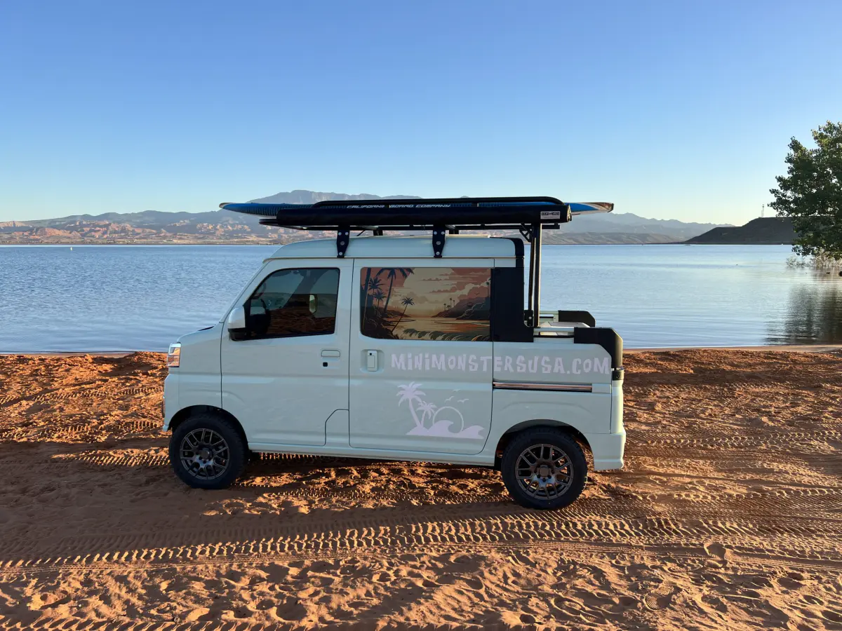 2022 Daihatsu Hijet Deck Van, an ice off-road Kei Truck, for sale at Mini Monsters USA in St. George, UT (photo 5 of 12)
