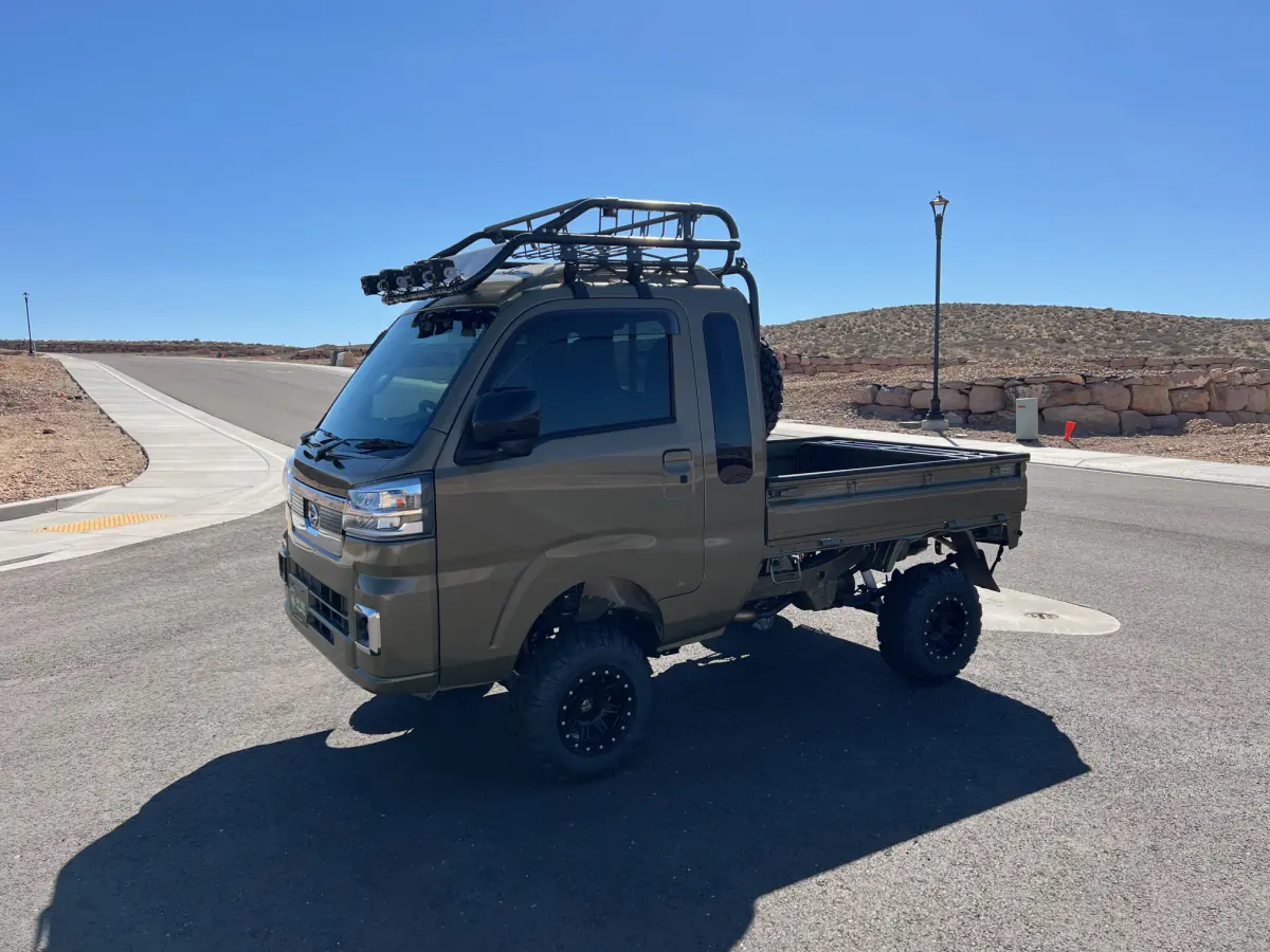 2022 Daihatsu Hijet Extreme, a green off-road Kei Truck, for sale at Mini Monsters USA in St. George, UT (photo 5 of 11)