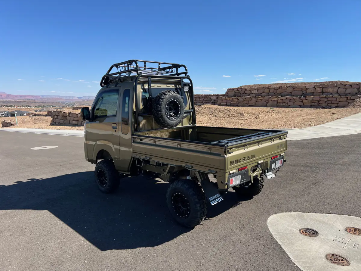 2022 Daihatsu Hijet Extreme, a green off-road Kei Truck, for sale at Mini Monsters USA in St. George, UT (photo 7 of 11)