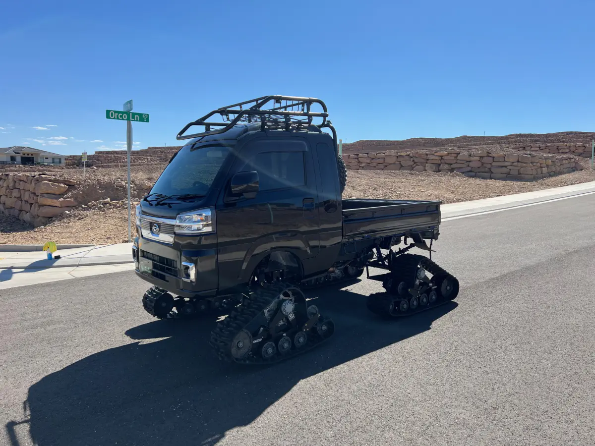 2022 Daihatsu Hijet Extreme, a black off-road Kei Truck, for sale at Mini Monsters USA in St. George, UT (photo 8 of 11)