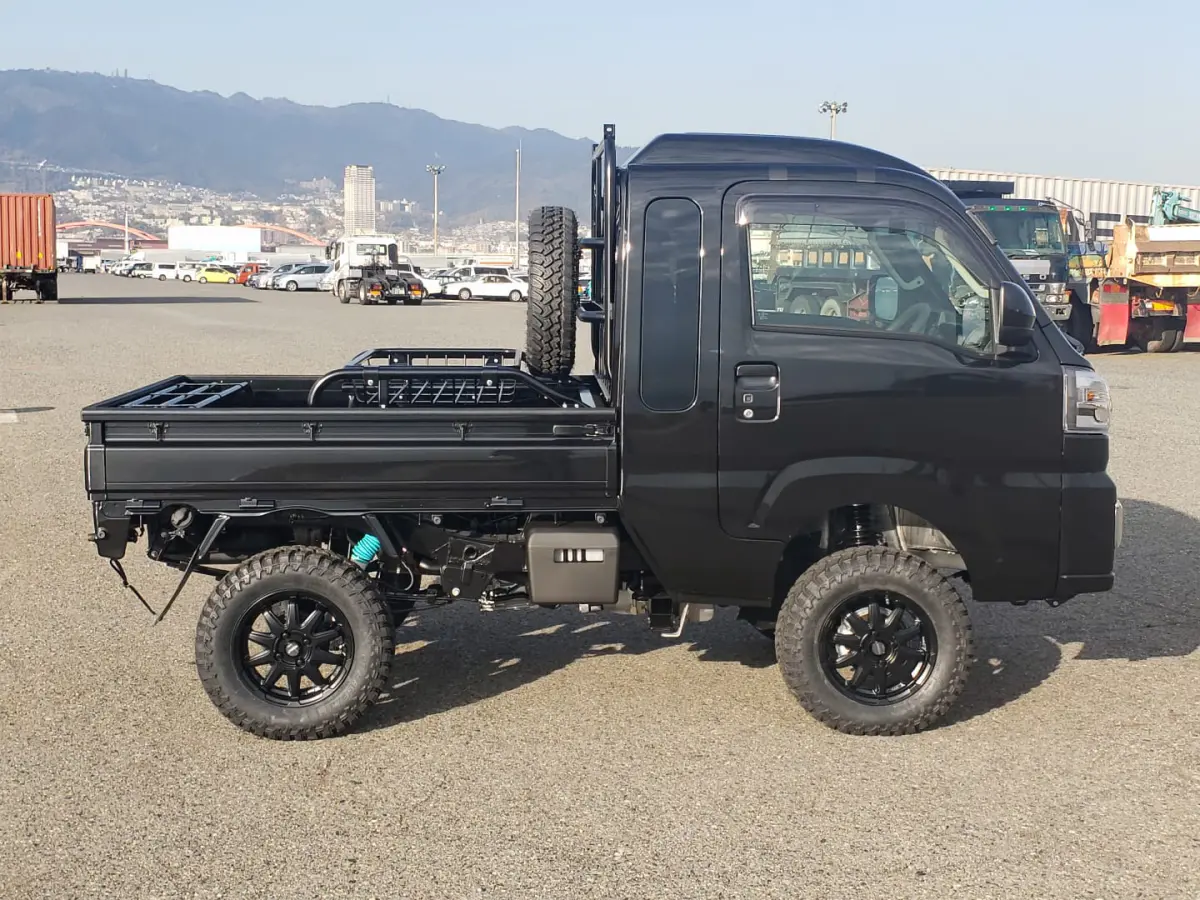 2022 Daihatsu Hijet Extreme, a black off-road Kei Truck, for sale at Mini Monsters USA in St. George, UT (photo 11 of 12)