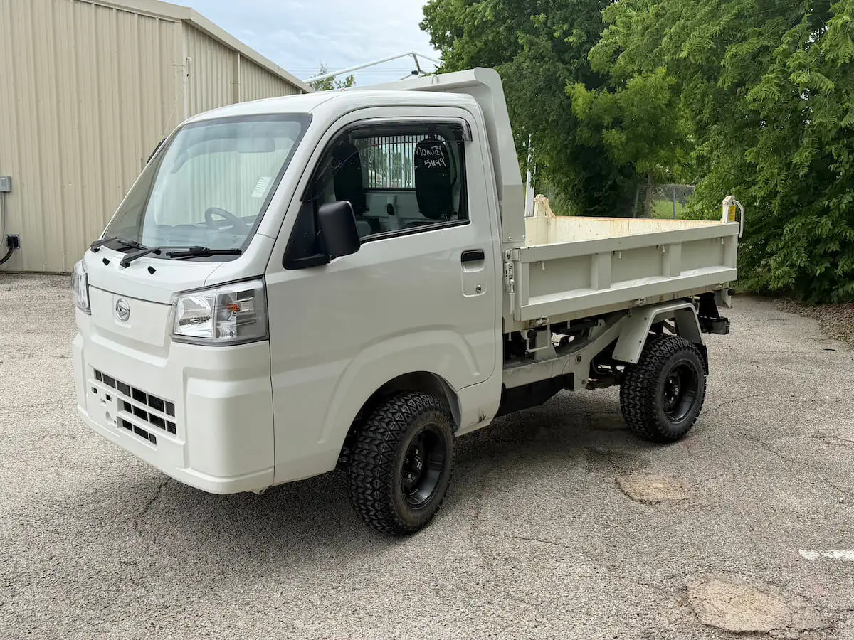 2022 Daihatsu Hijet HD Dump, a white off-road Kei Truck, for sale at Weatherford Mini Trucks in Weatherford, TX (photo 5 of 12)