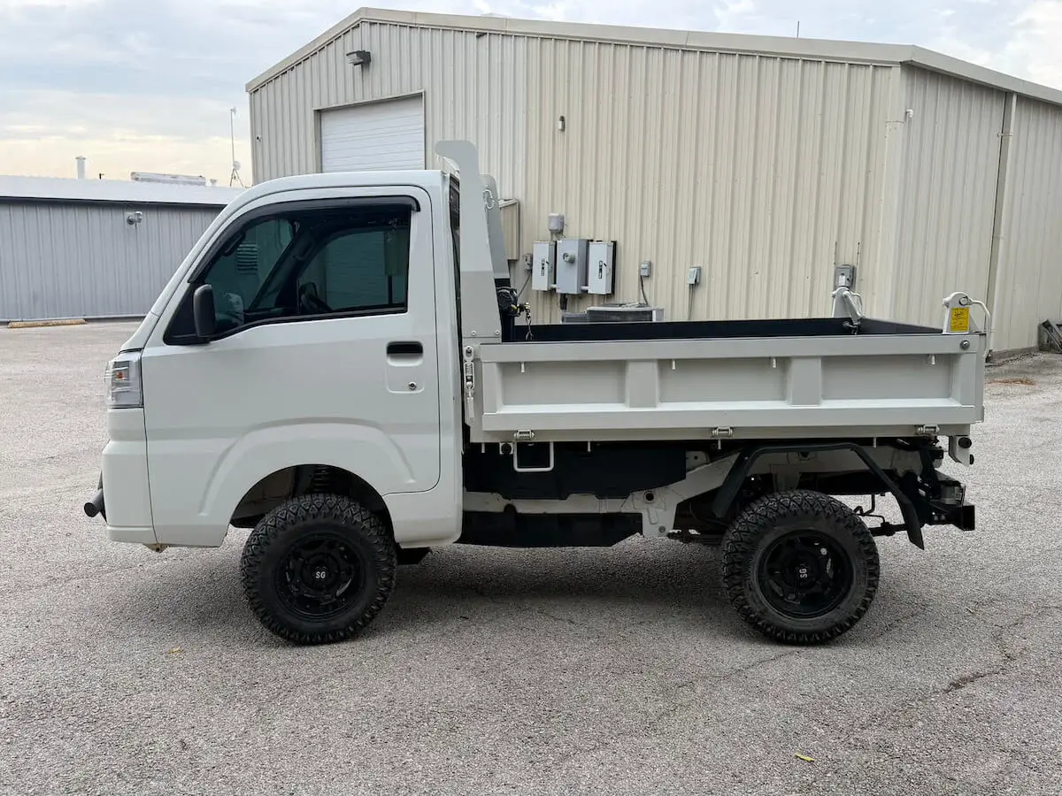 2022 Daihatsu Hijet HD Dump, a white off-road Kei Truck, for sale at Weatherford Mini Trucks in Weatherford, TX (photo 5 of 12)