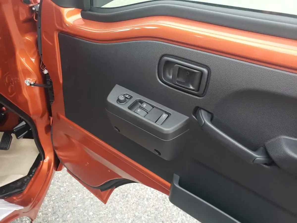 2022 Daihatsu Hijet Jumbo Extreme, a desert orange off-road Kei Truck, for sale at Mini Monsters USA in St. George, UT (photo 10 of 12)
