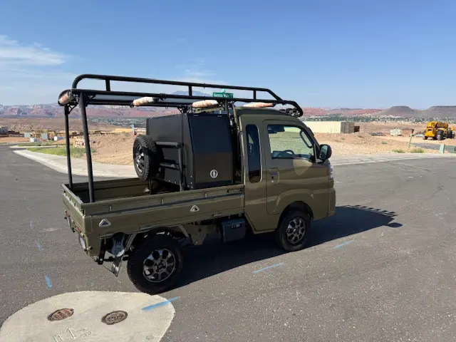 2022 Daihatsu Hijet Jumbo "used", a general green off-road Kei Truck, for sale at Mini Monsters USA in St. George, UT (photo 7 of 12)