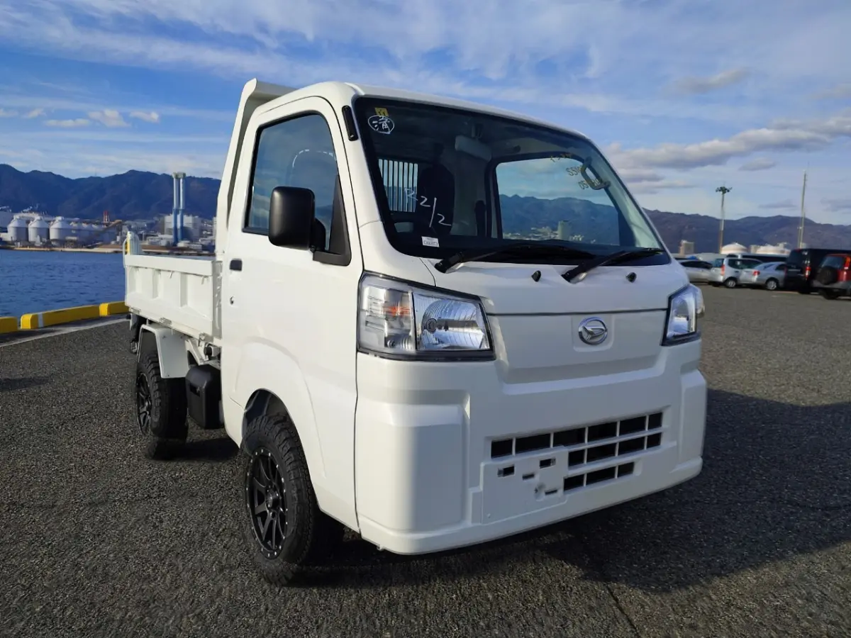 2023 Daihatsu Hijet HD Dump, a whiteout off-road Kei Truck, for sale at Mini Monsters USA in St. George, UT (photo 3 of 12)