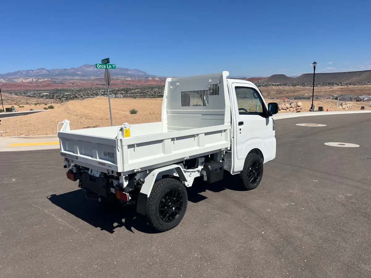 2024 Daihatsu Hijet HD Dump, an off-road Kei Truck, for sale at Mini Monsters USA in St. George, UT (photo 3 of 10)