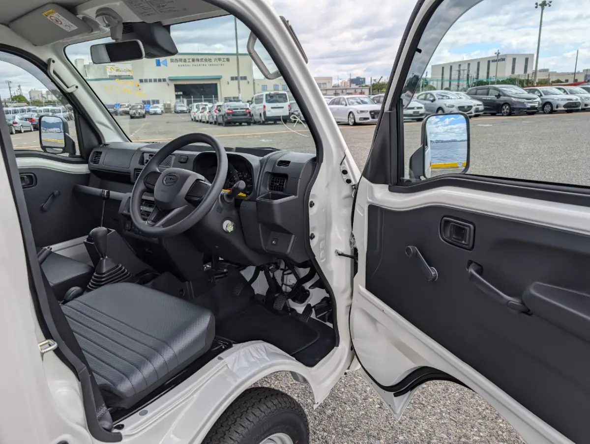 2024 Daihatsu Hijet HD Dump, an off-road Kei Truck, for sale at Mini Monsters USA in St. George, UT (photo 9 of 12)